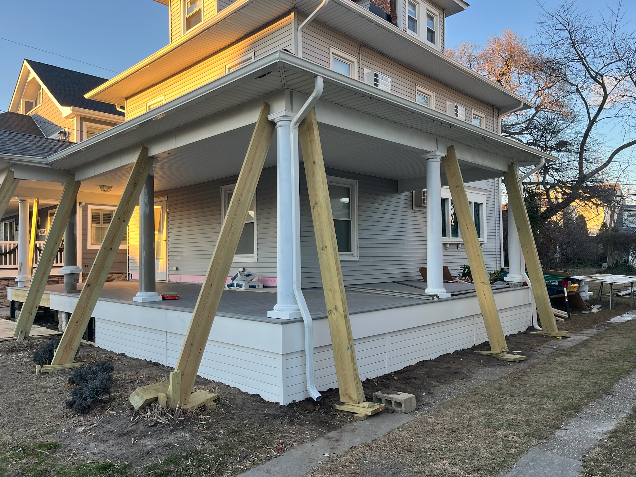 Bathroom Marble Walkin - Photo 2