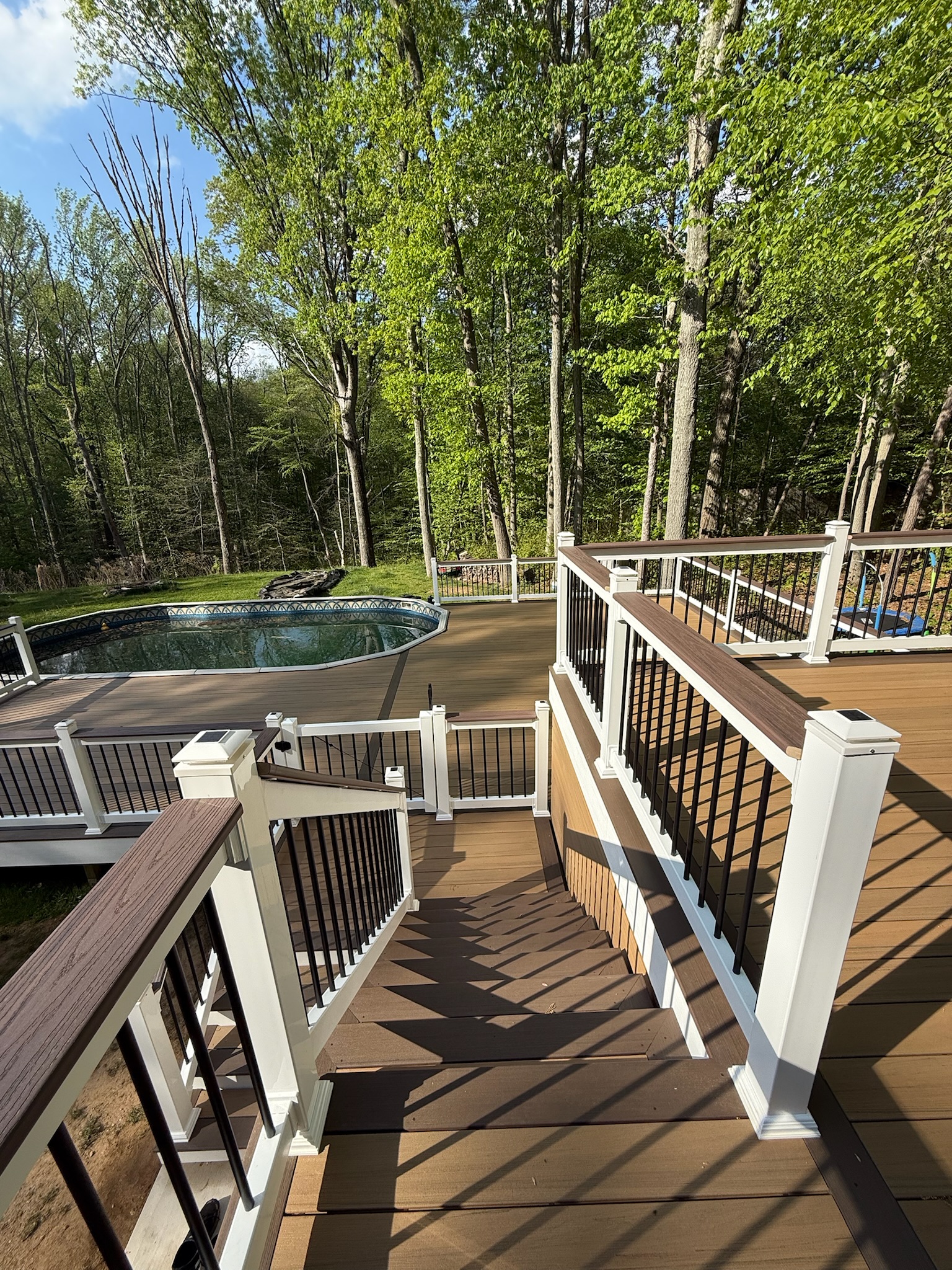 Deck Pool Multilevel - Photo 12