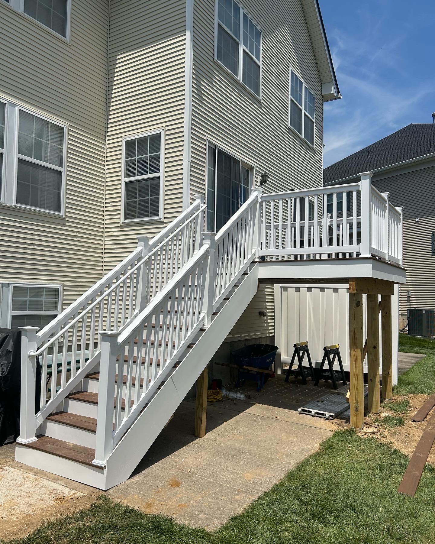 Deck Twostory Modern