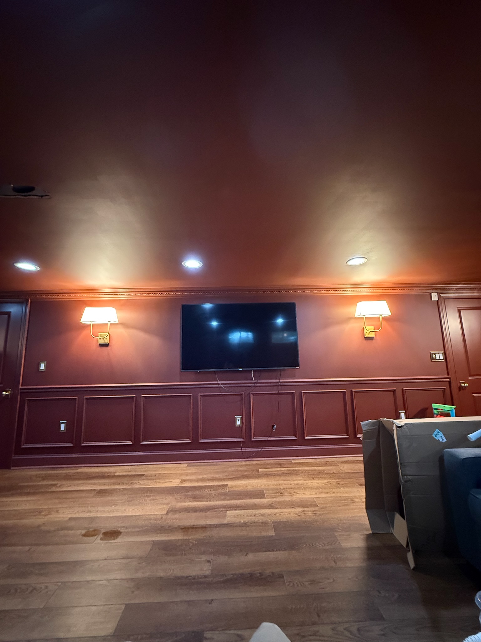 Kitchen Whitecabinets Island - Photo 10